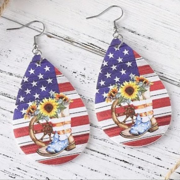 PU Leather Double-sided Western Dangle Earrings with .925 Silver Hooks - Picture 2 of 5